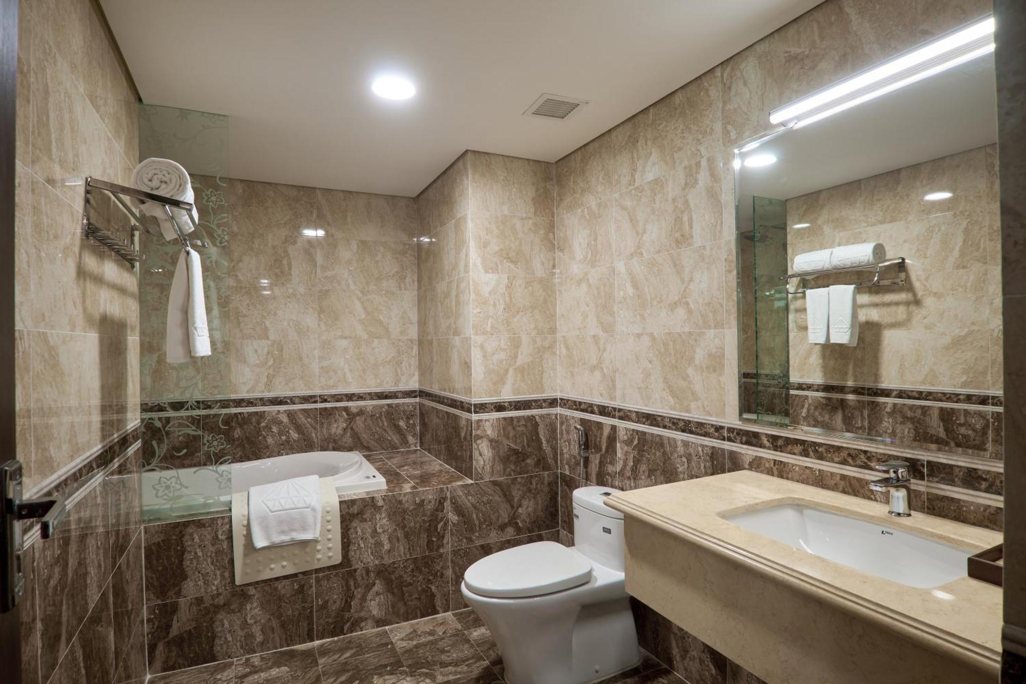 هانوي Netland Westlake Legacy Suites المظهر الخارجي الصورة